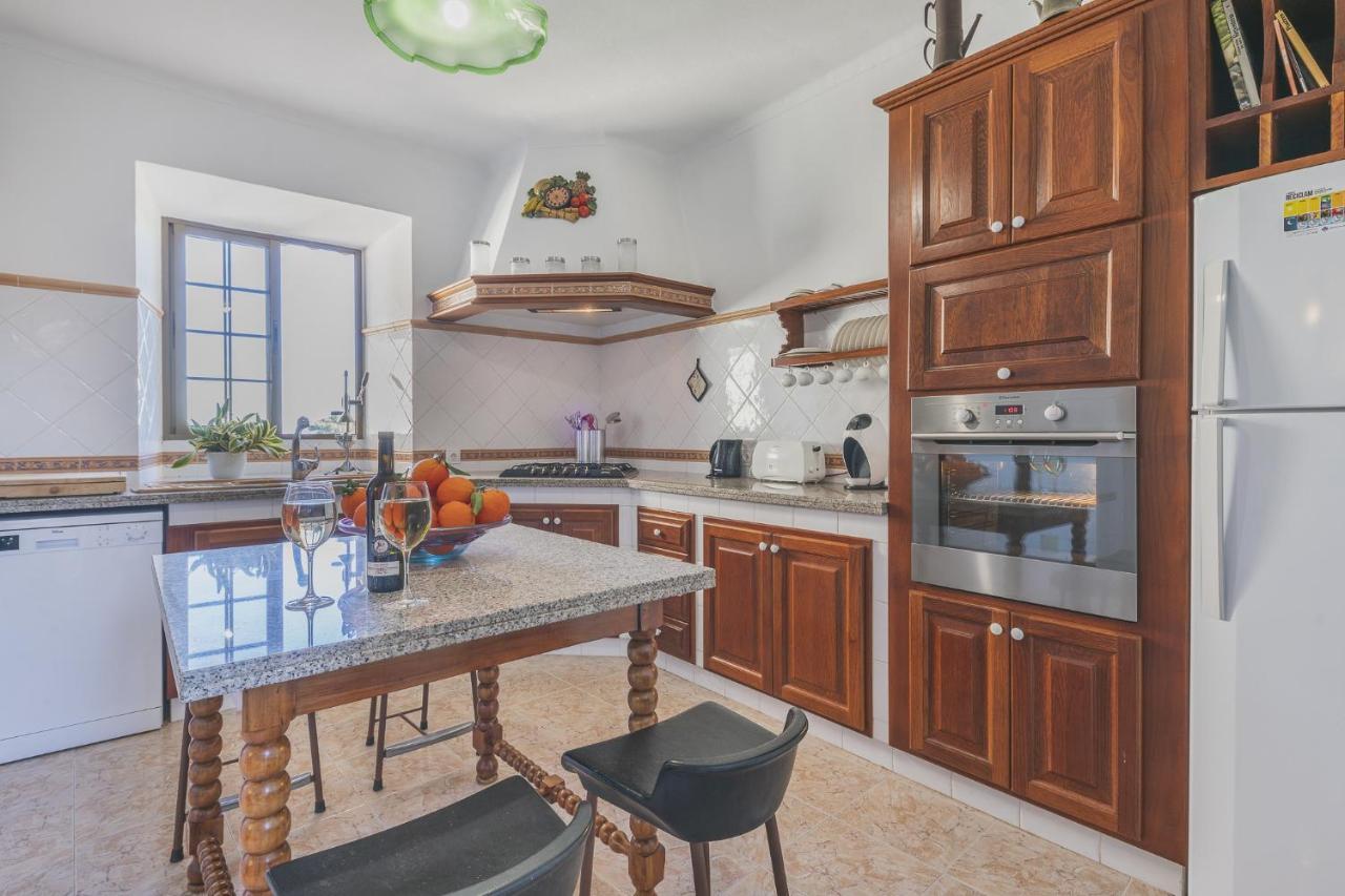 Villa Es Puig Búger Екстериор снимка