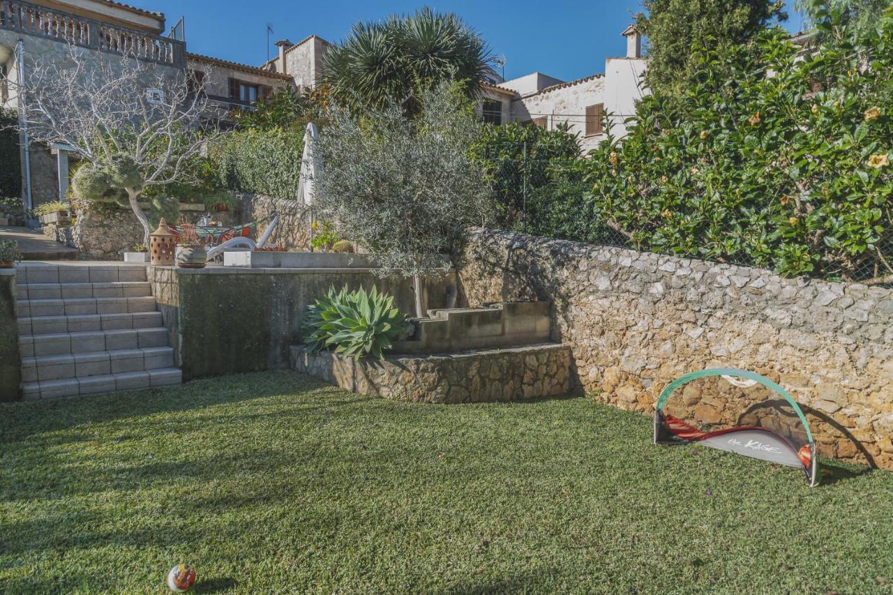 Villa Es Puig Búger Екстериор снимка